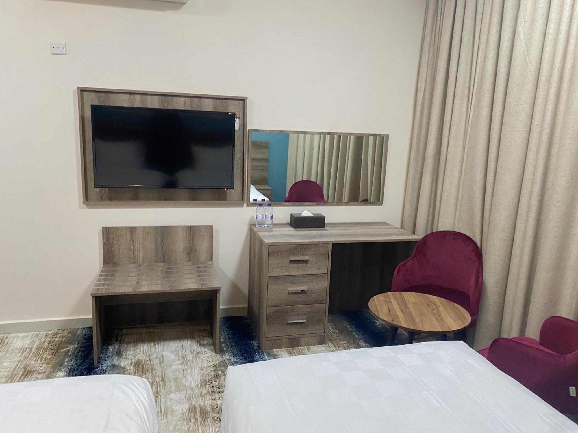 Ewann Hotel Apartments Nizwa Zimmer foto